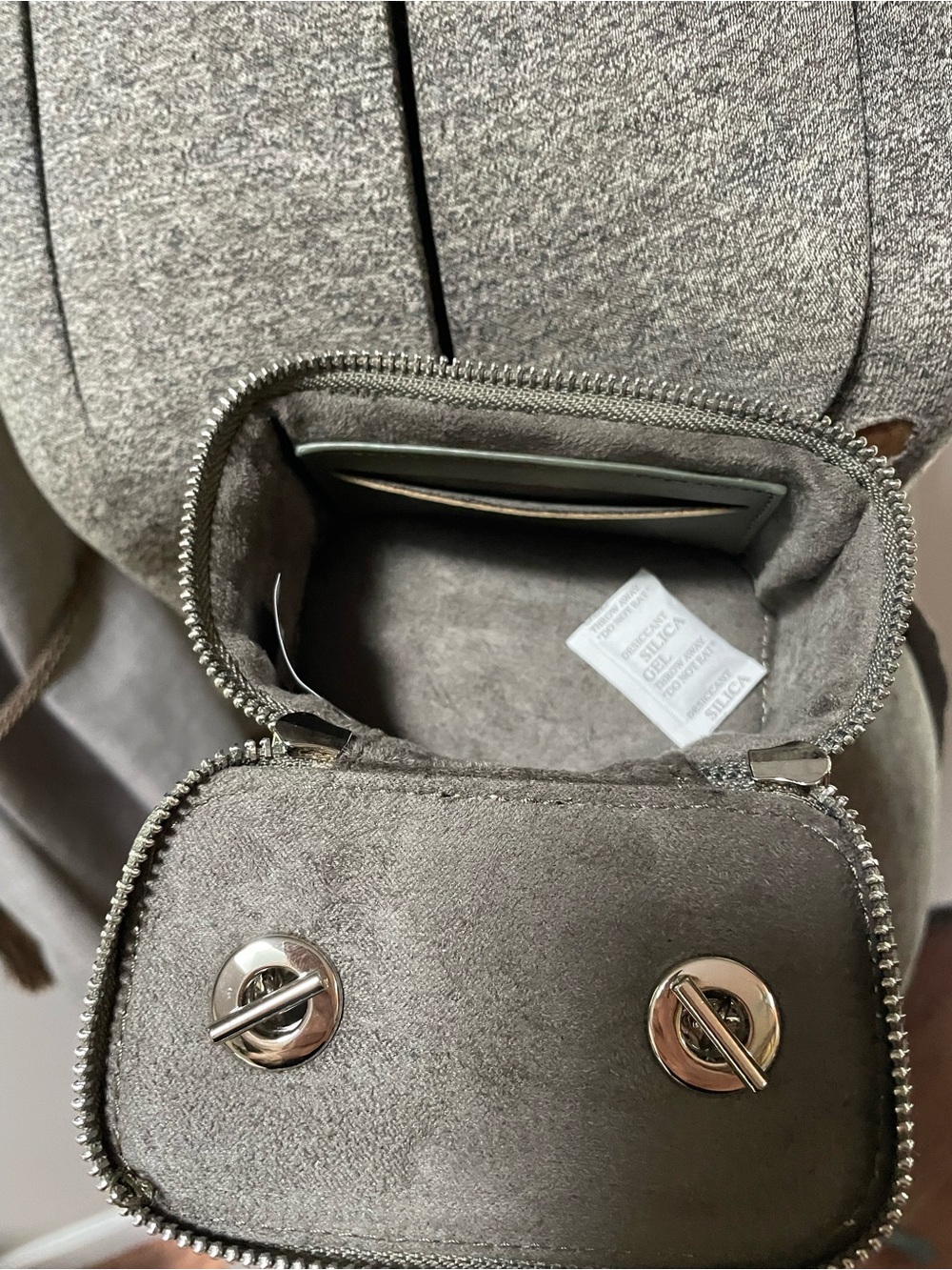 Steve Madden Mini Quilted Vanity Case Olive Crossbody - Picture 9 of 13